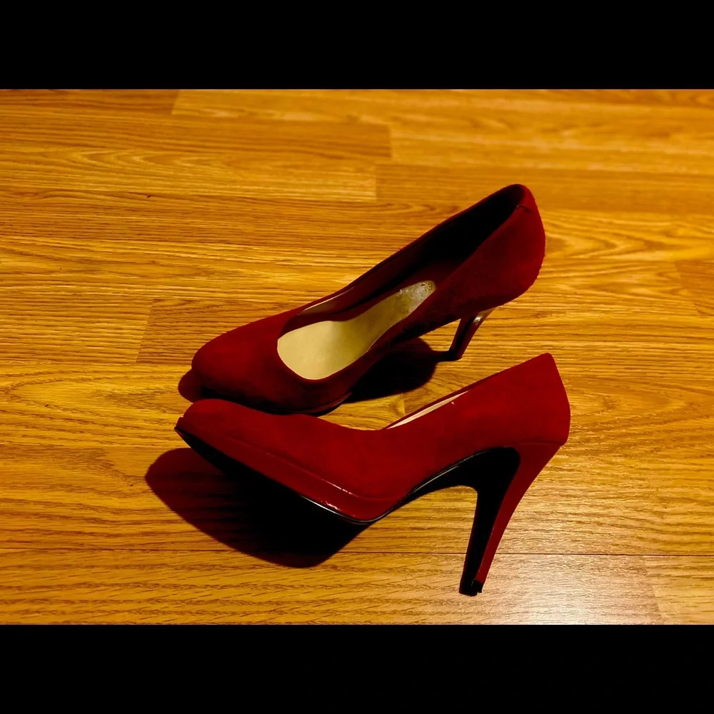 Womens dress shoes - Picture 1 of 5